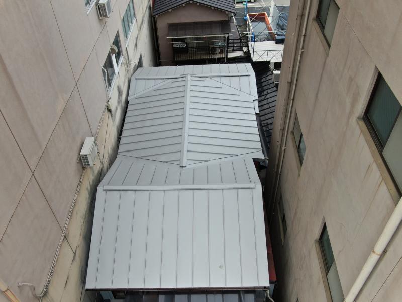 手塚猛邸屋根改修工事